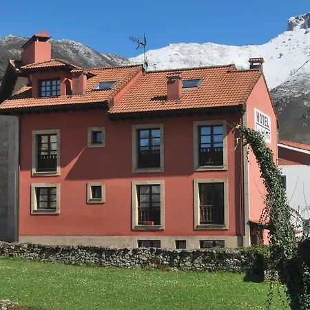 Hotel Angeles Arenas De Cabrales