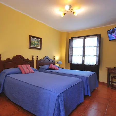 Hotel Angeles 2*